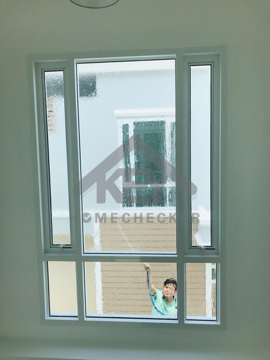 งานเทสน้ำ ประตูหน้าต่าง