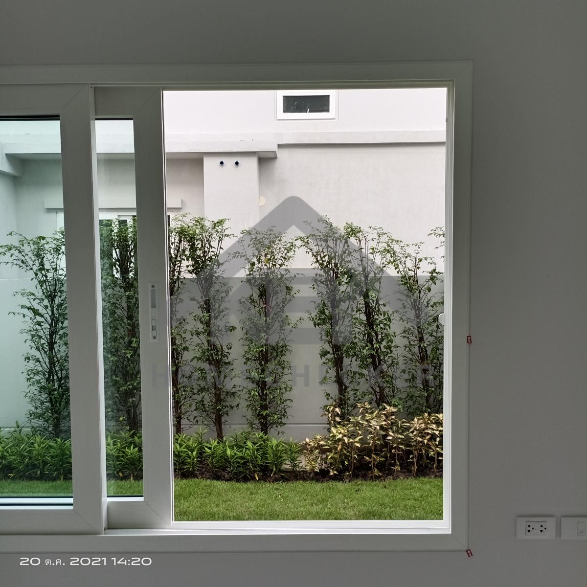 งานห้องโถง ห้องนั่งเล่น