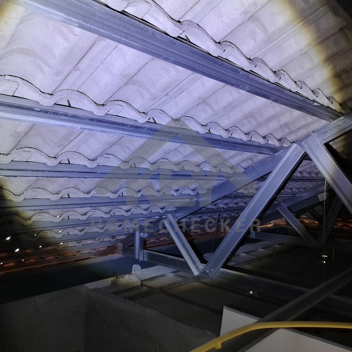 งานตรวจสอบหลังคา