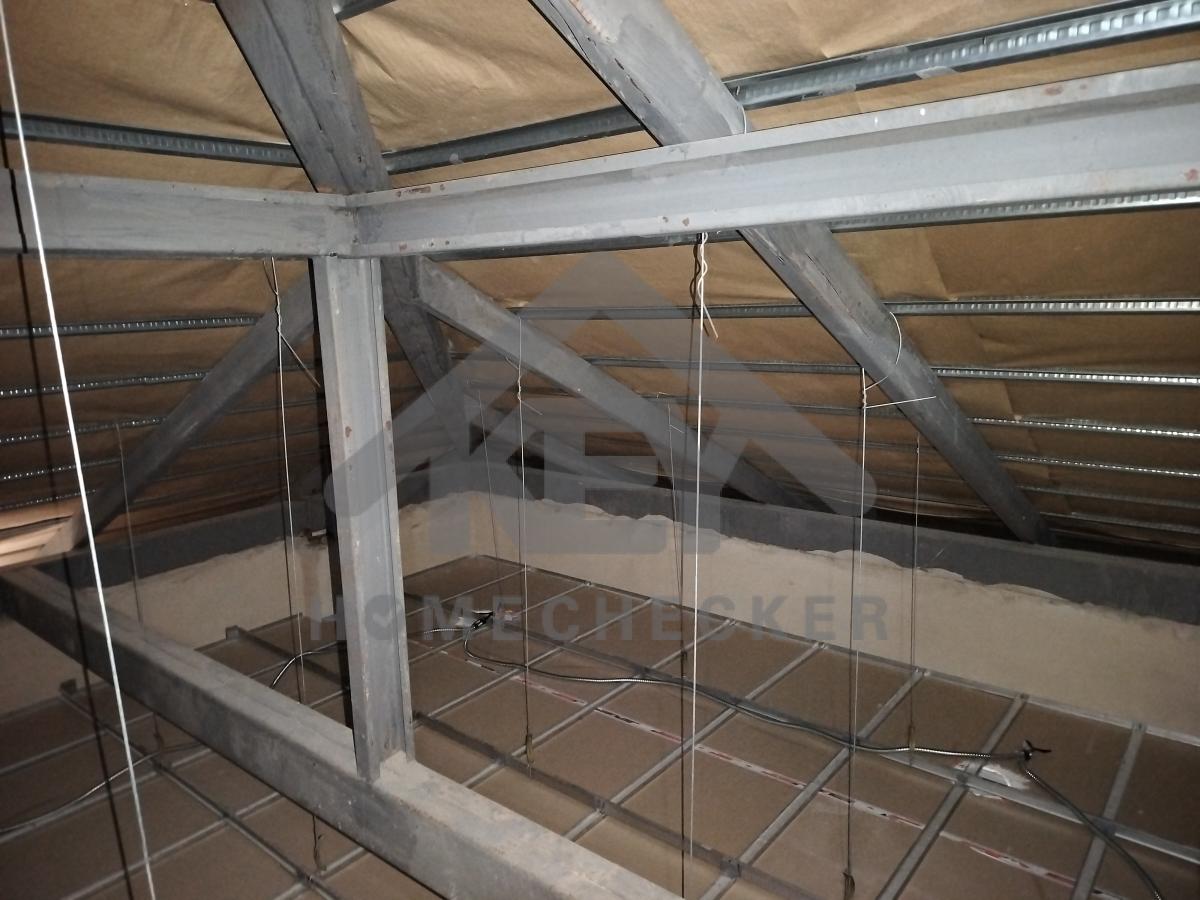 งานตรวจสอบหลังคา