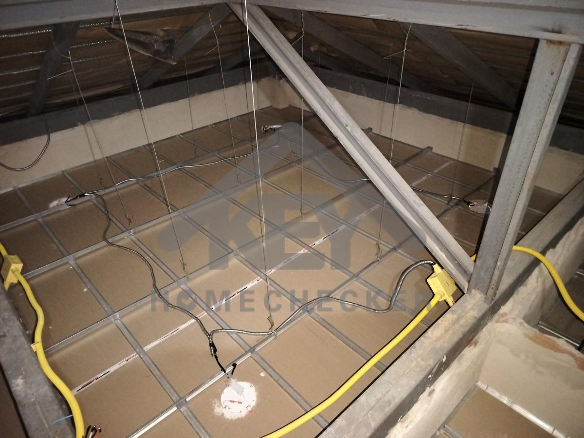 งานตรวจสอบหลังคา