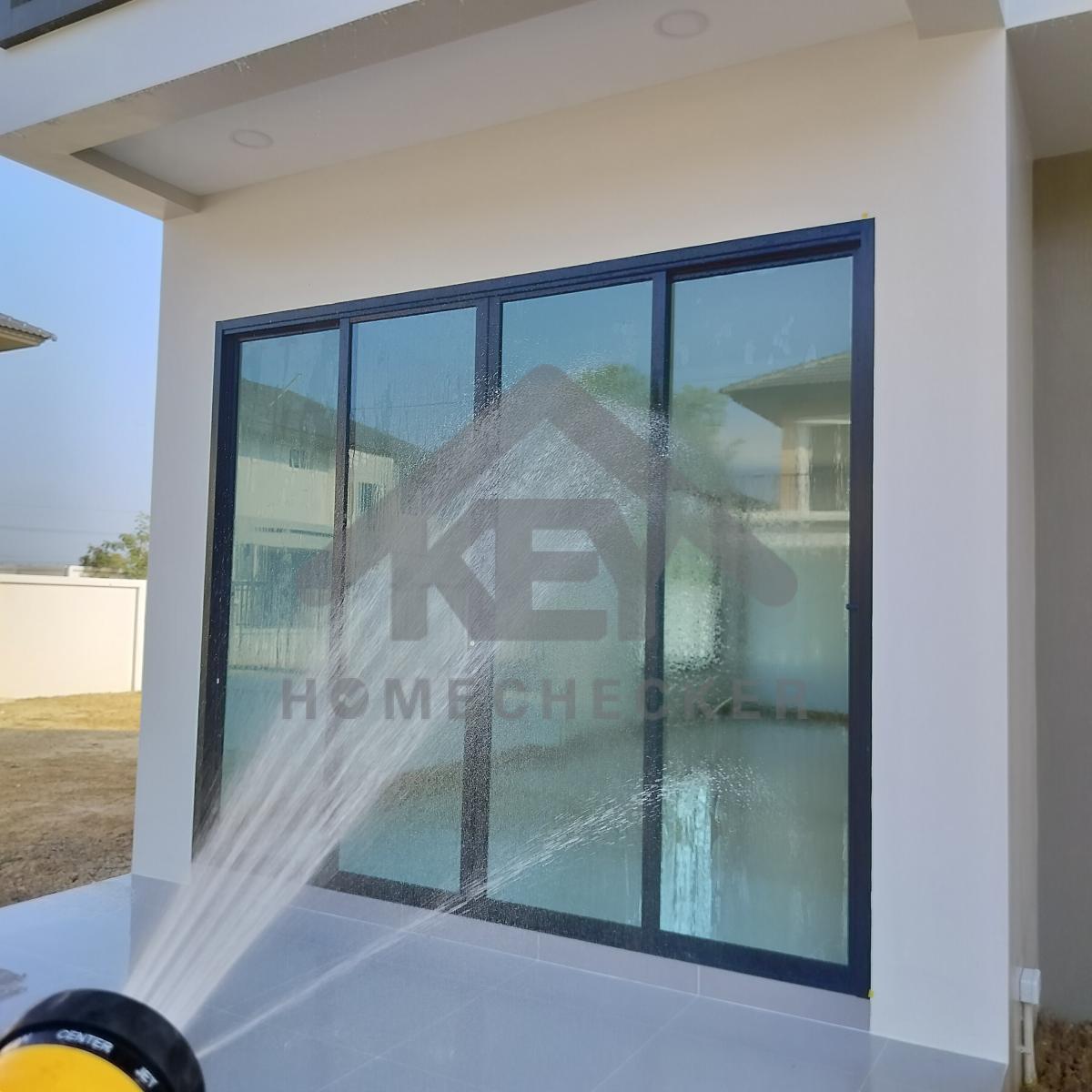 งานเทสน้ำ ประตูหน้าต่าง