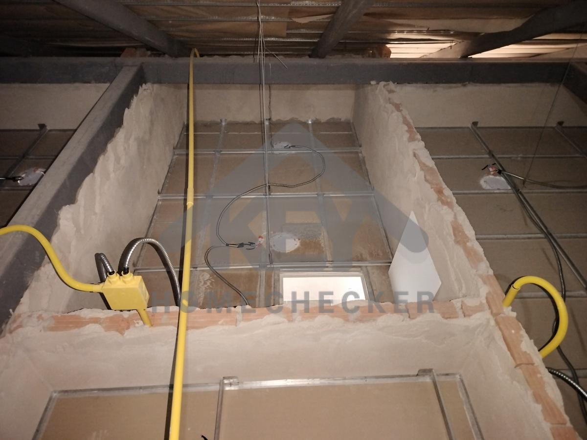 งานตรวจสอบหลังคา