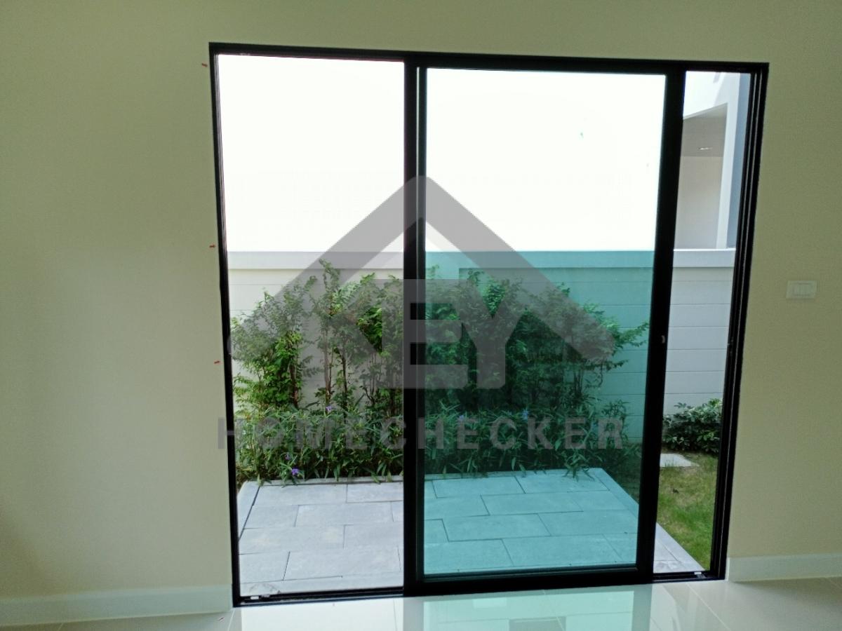 งานห้องโถง ห้องนั่งเล่น