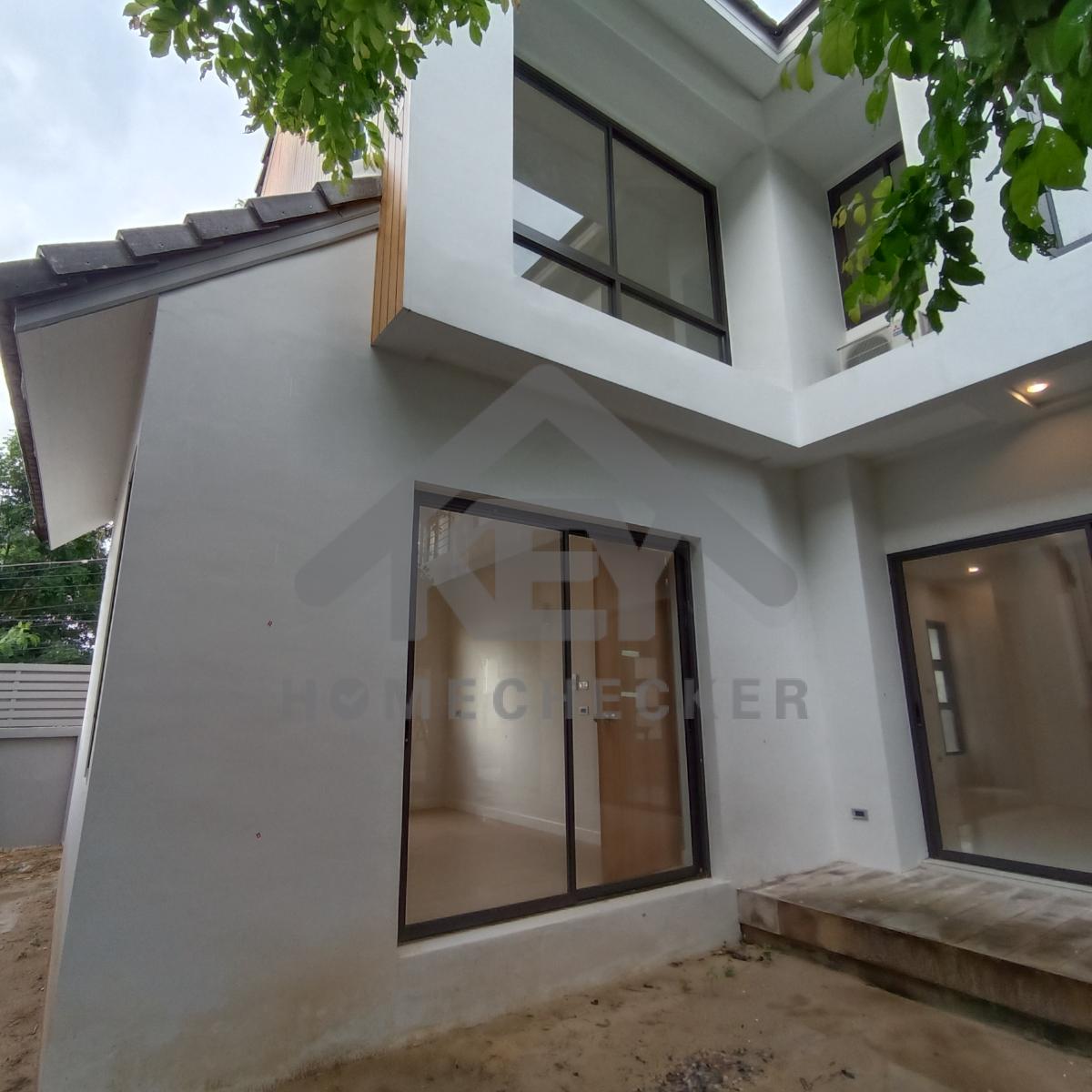 งานภูมิทัศน์และพื้นที่ภายนอกบ้าน
