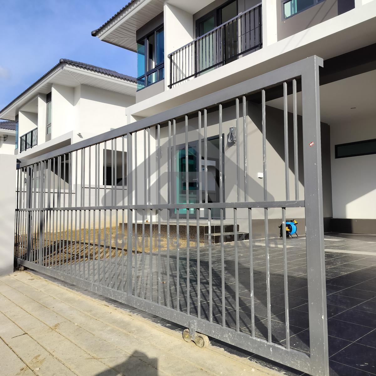 งานภูมิทัศน์และพื้นที่ภายนอกบ้าน