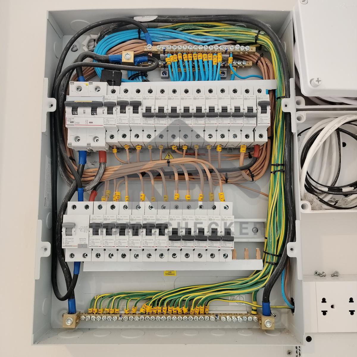 งานไฟฟ้าและระบบความปลอดภัย